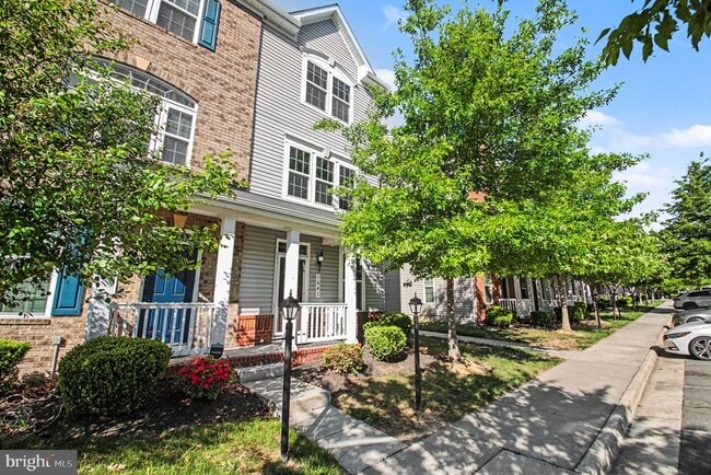 Building Photo - 1643 Dorothy Ln