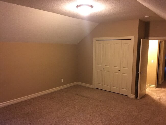 Photo - 2060 SW Kendra St