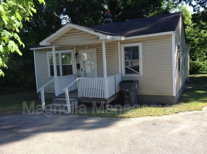 Photo - 912 E Andrews Ave