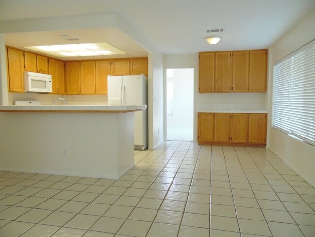 7637 Tortola Bay Ln