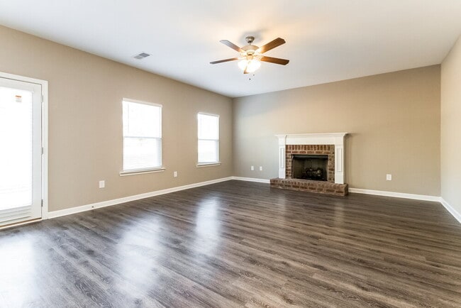 78 Moss Way