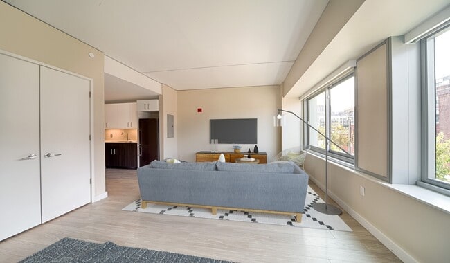 Vivo Apartment Homes in Cambridge, MA - living room