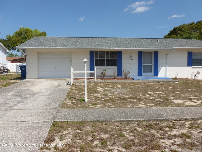 Photo - 5330 Springwood Rd