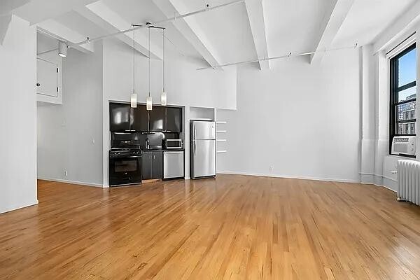 Photo - 448 W 37th St Unit 6H