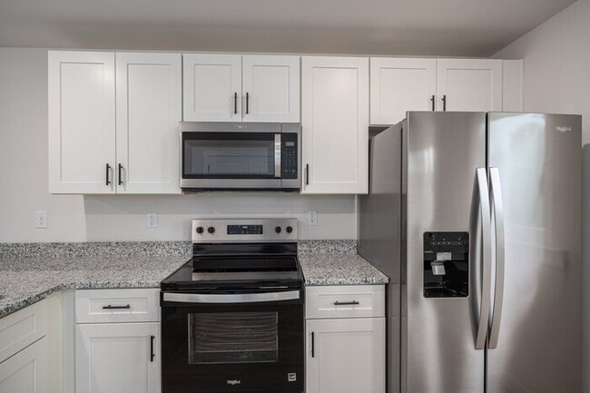 Photo - Live Brand-New in Hickory – Modern 3BR Tow...