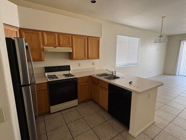 Photo - 3 Bed 2 Bath Rita Ranch Home