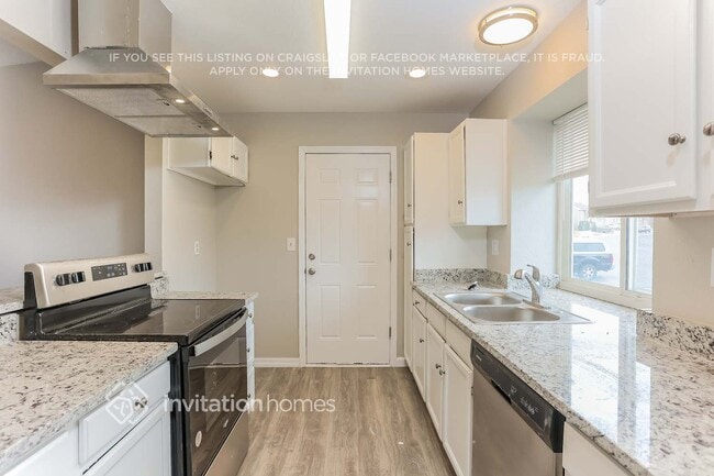 Photo - 5752 S Perth Pl