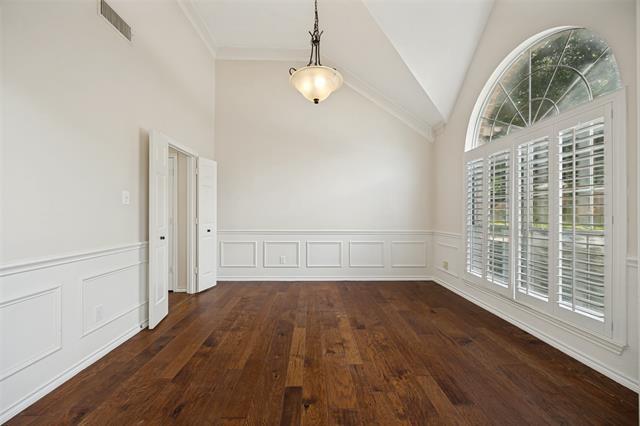 Photo - 2129 Argyle Dr