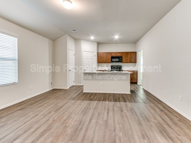 Photo - 11452 SW 12th St