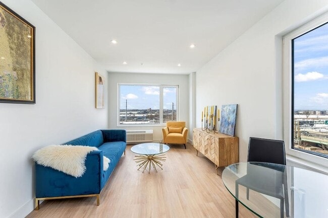 Photo - 3309 Liberty Ave Unit 301