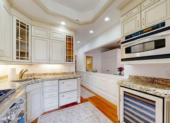 Photo - 15 Garrison Rd