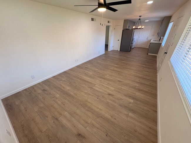 Photo - 0817 Unidad 1610