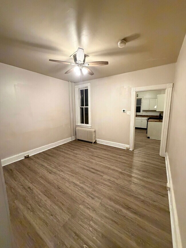 Photo - 526 Howard Ave