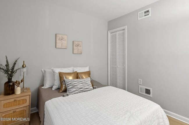 Photo - 225 Webster Ave Unit 2