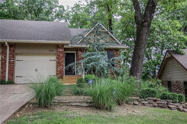 Photo - 3200 Cardinal Creek Cir Townhome