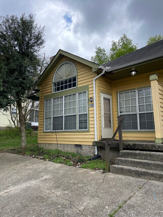 Photo - 1109 Waggoner Ct W Unit 1109 Waggoner Ct W