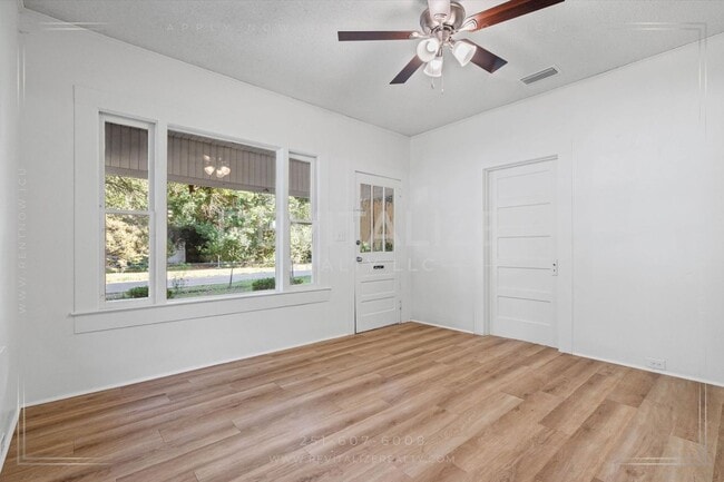 Photo - Updated 3 Bed 2 Bath with Large Fenced Yard