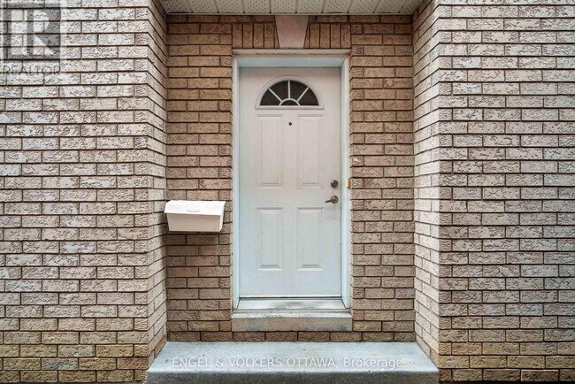 Photo - 1649 Rosebella Ave