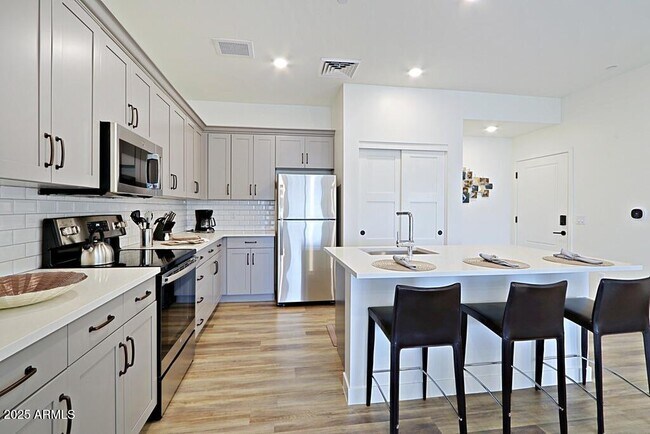 475 N 9th St Unidad 311