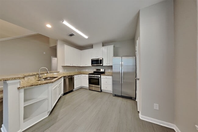 Photo - 21549 Duke Alexander Dr