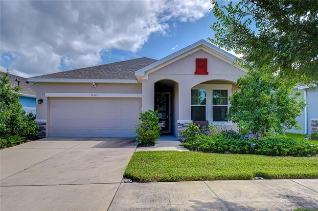 Building Photo - 15371 Caravan Ave