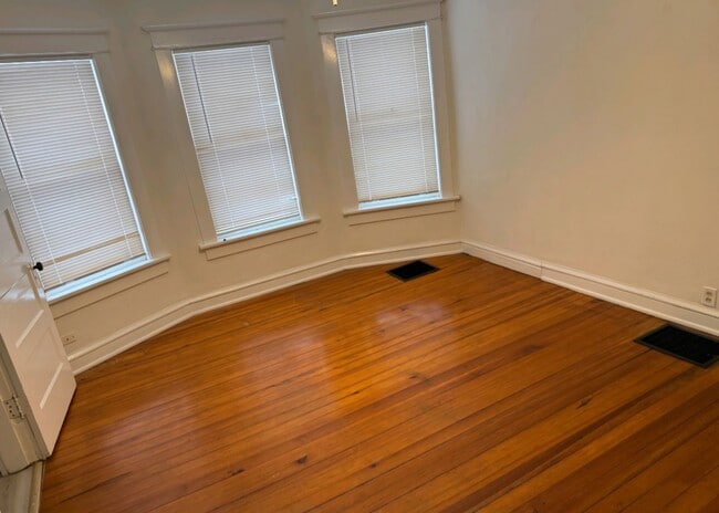 Photo - 222 S 2nd St Unit #1