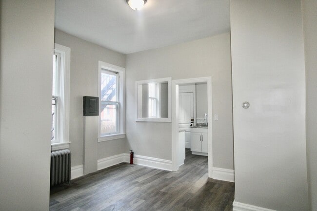 Photo - 1911 N 2nd St Unidad 1