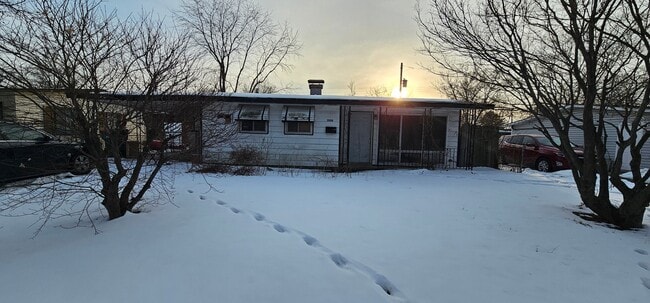 Building Photo - 1308 St Stephens Dr