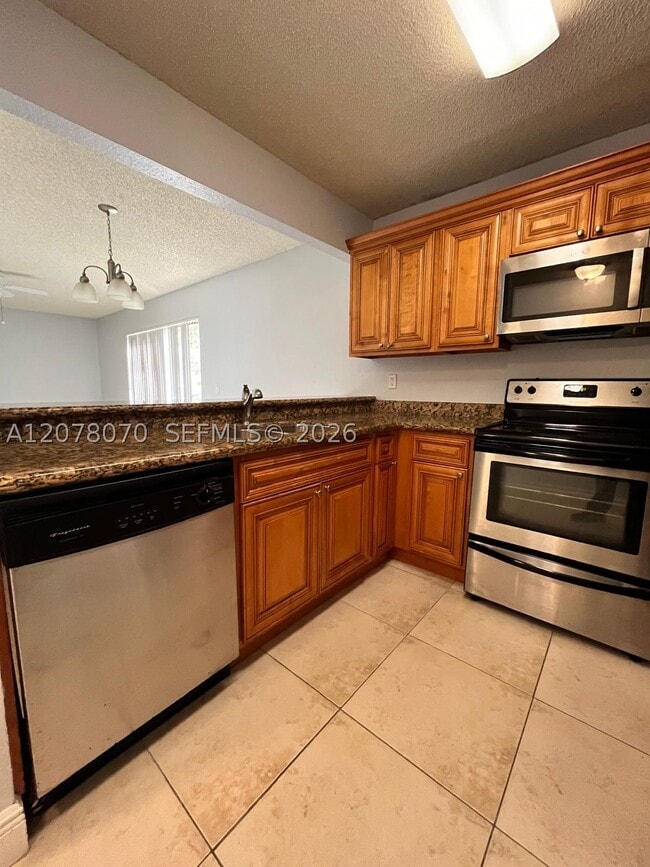 Photo - 1521 Windorah Way Unit A