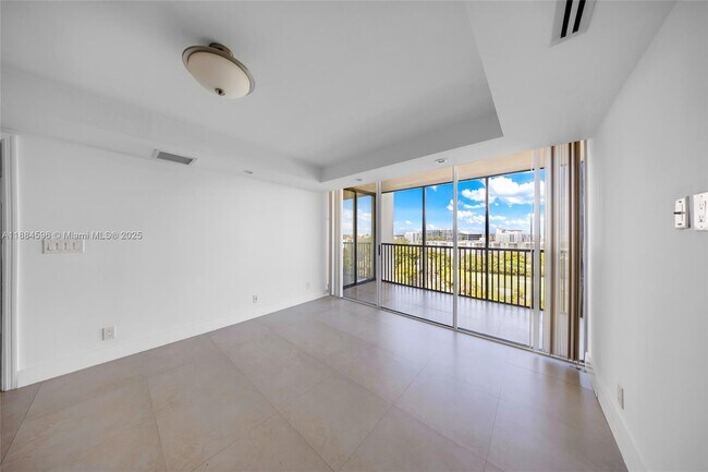 Photo - 20301 W Country Club Dr Unit 1122