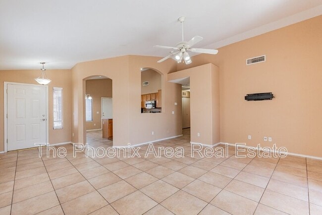 Photo - 1261 N Balboa Dr