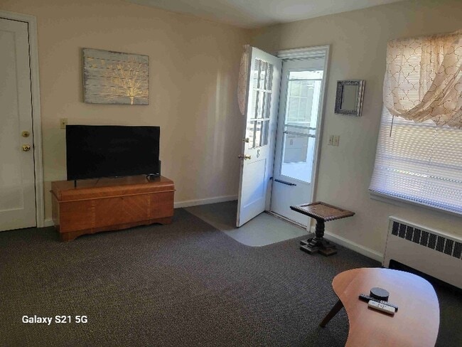 Photo - 112 W 9th St Unit 8