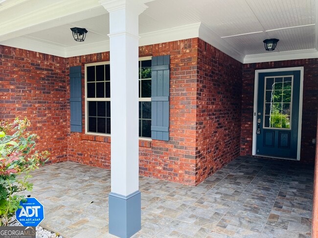 Photo - 5750 Crest Hill Dr NE