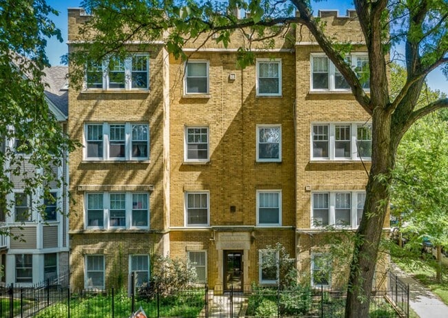 Photo - 2019 W Ainslie St Condo Unit 1