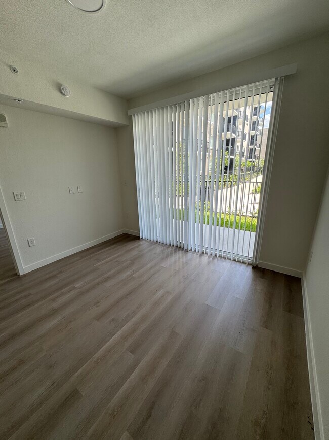 Photo - 15501 NW 2nd Pl Unit B11