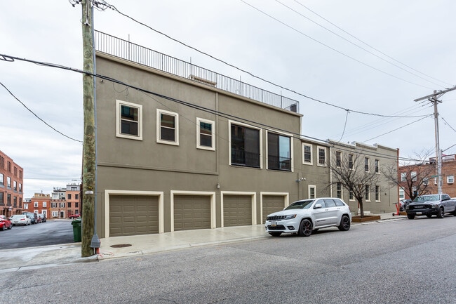 Photo - 3427 Elliott St