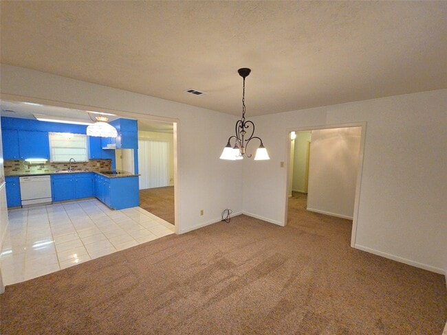 Photo - 1206 Crescent Blvd