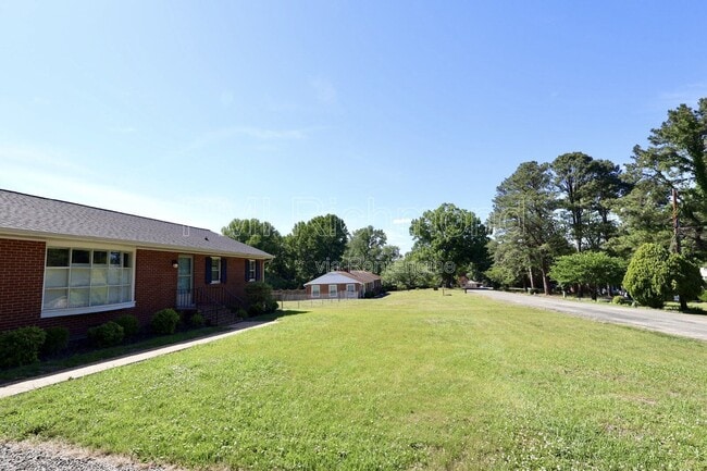 Photo - 5913 Osoge Rd