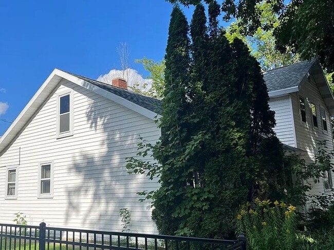 Photo - 636 Kickbusch St Unit 2