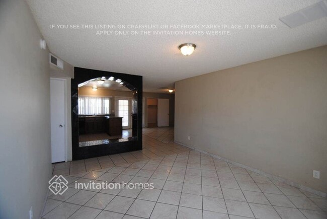 Photo - 3105 N 59th Ave