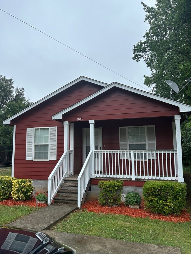 Building Photo - 3103 Ross Ave