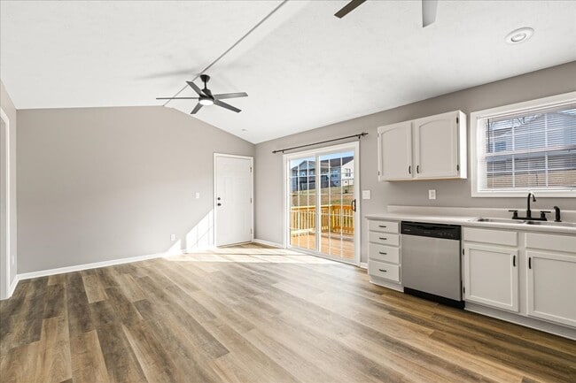 Photo - 230 Clover Cir