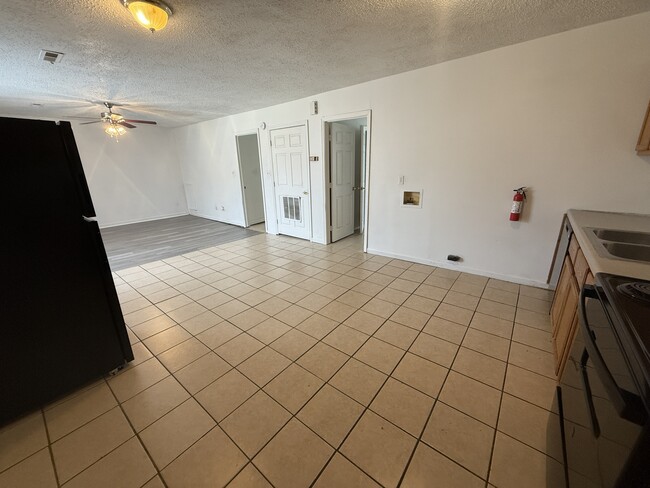 Photo - Wolf Manor Unit A