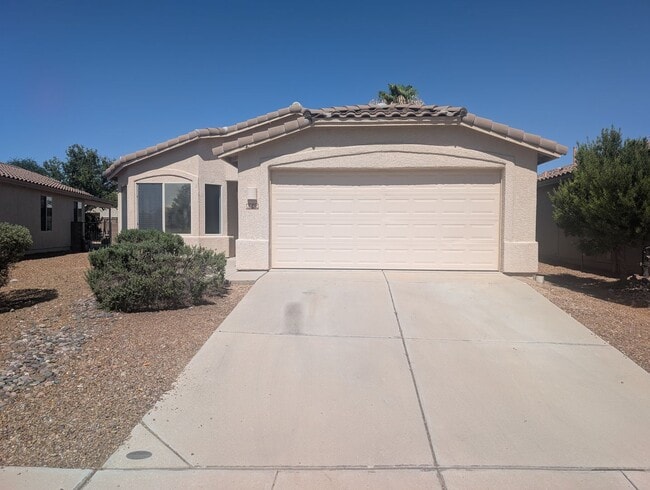 Building Photo - Great Northwest Tucson Area Location