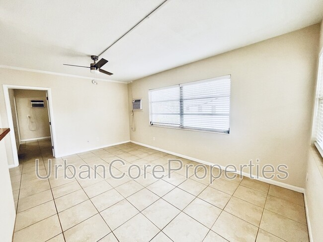 Photo - 115 7th Ave N Unit #10