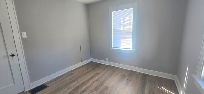 Photo - 1636 E Moore St