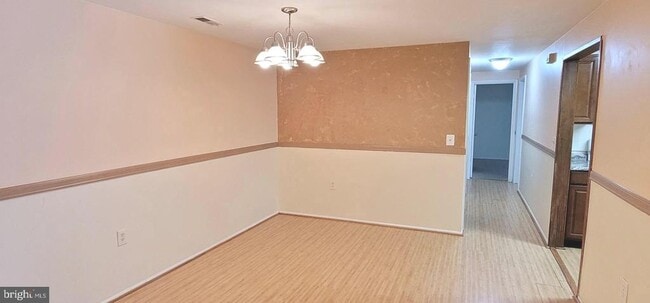Building Photo - 18010 Chalet Dr Unit 204 Rental