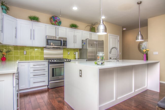 Photo - Beautiful 4-Bdr Craftsman with Mt. Views i...
