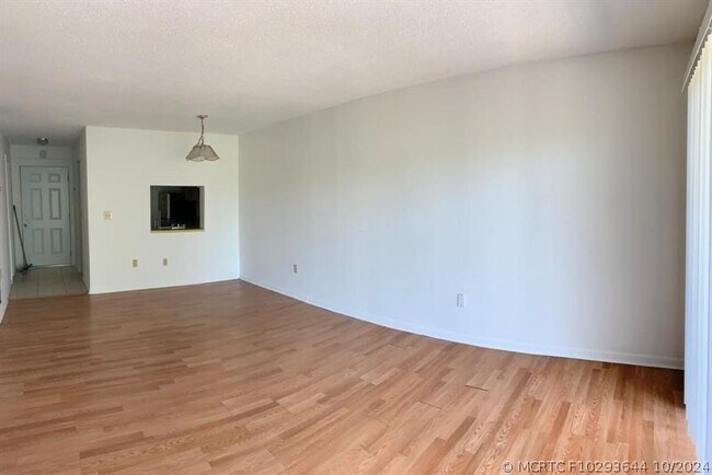 Photo - 2800 NW 56th Ave Unit E -304