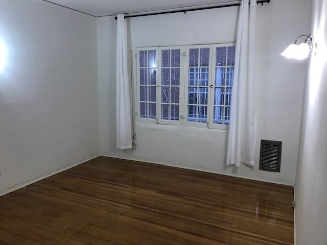 Unit 1A - 519 N Hayworth Ave
